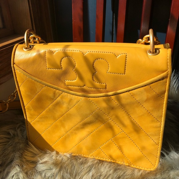 ❌SOLD❌Tory Burch Alexa Crossbody Shoulder bag - Picture 2 of 16